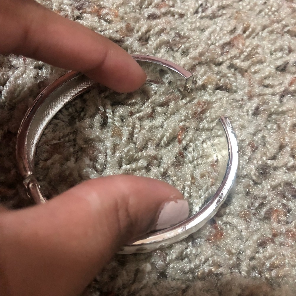 Bangle - Picture 4 of 5